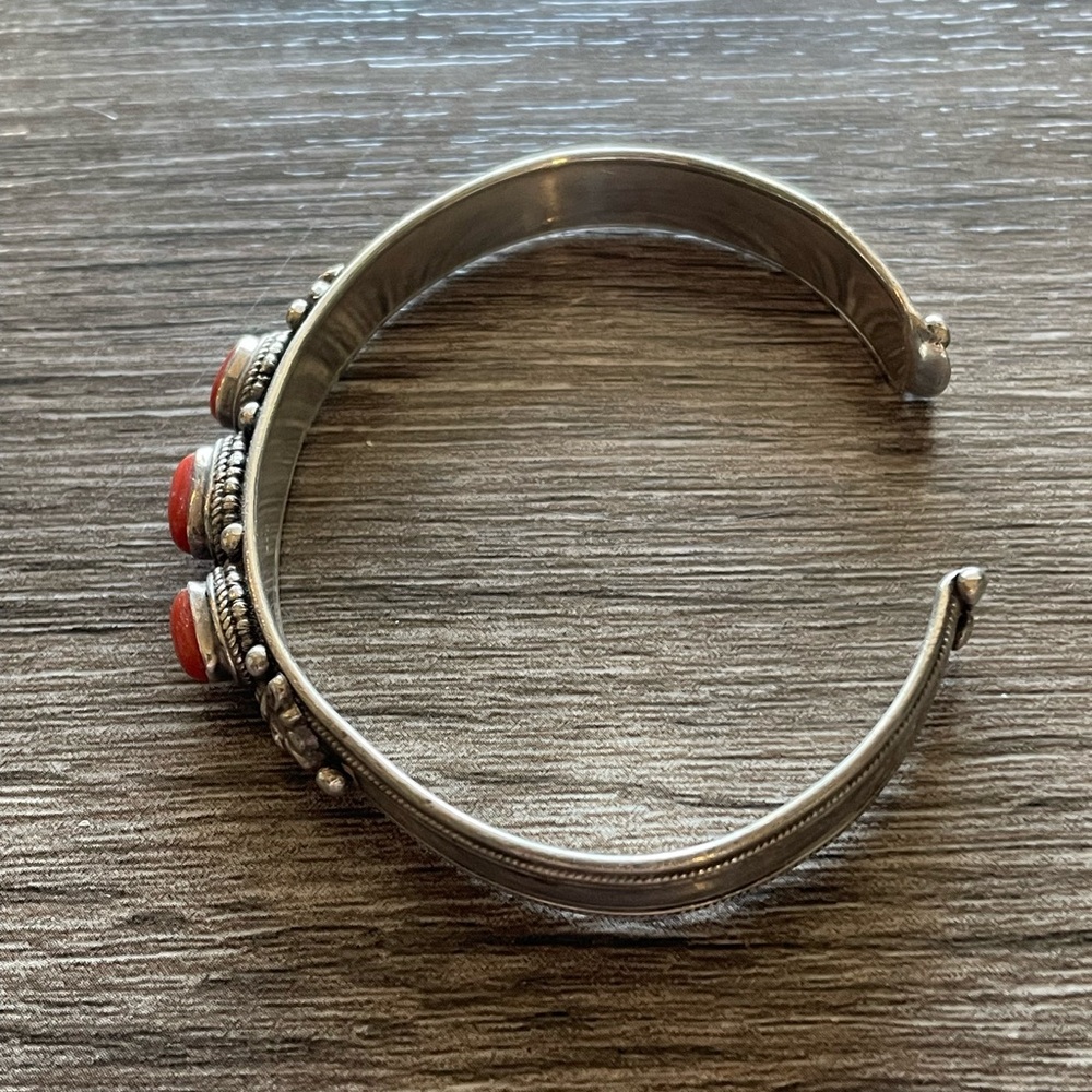 Vintage Coral and Sterling Silver Bracelet - Picture 3 of 6